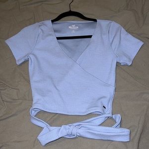 Hollister short sleeve wrap crop top